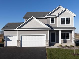 2015 Tamarack Rd, Carver, MN 55315