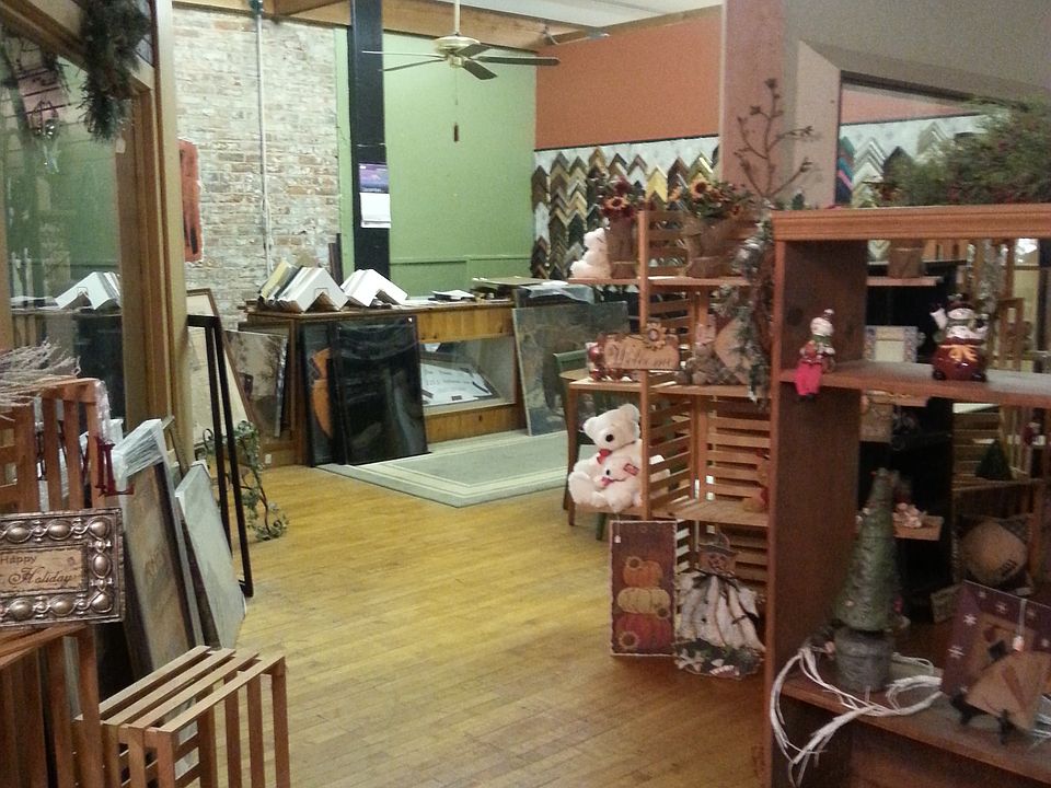 2nd image of 23 S Main St