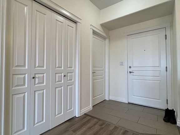 2nd image of 412 Willowgrove Sq #317