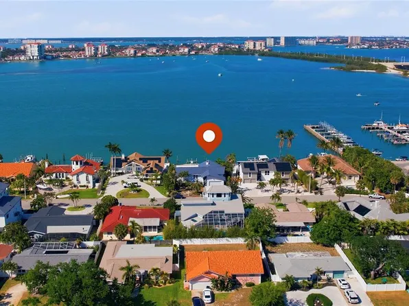 155 1st St W, Tierra Verde, FL 33715