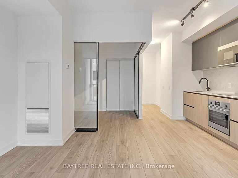 108 Peter St #2703 — Photo 1