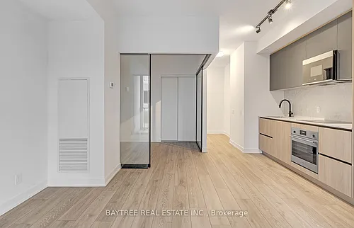 108 Peter St #2703 Photo 1