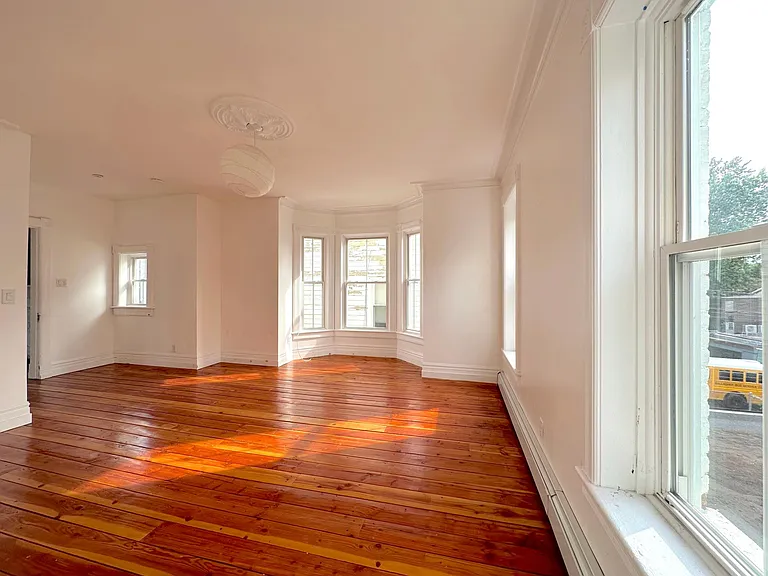197 Liberty St #2 — Photo 9