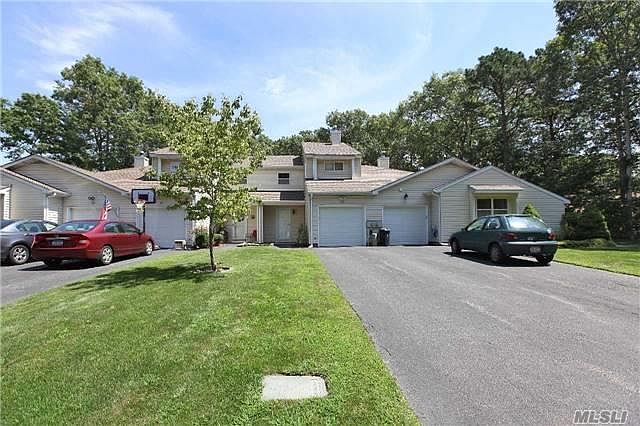 1st image of 62 Cobbleridge Ln