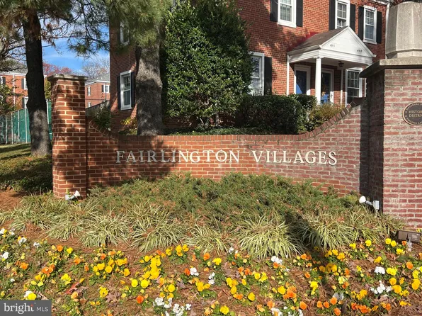 2942 S Dinwiddie St, Arlington, VA 22206