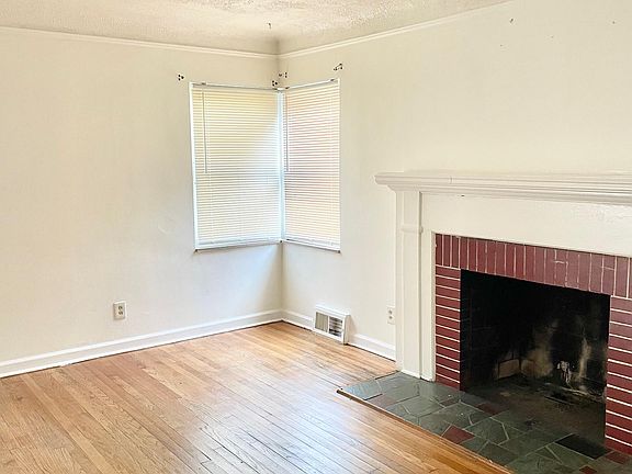 2nd image of 12412 Laing Ave