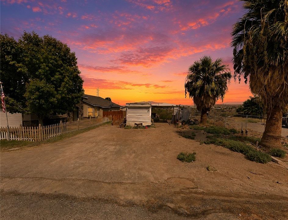 1st image of 468 Adelle Ave