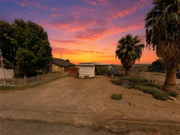 468 Adelle Ave, Moapa Valley, NV 89040
