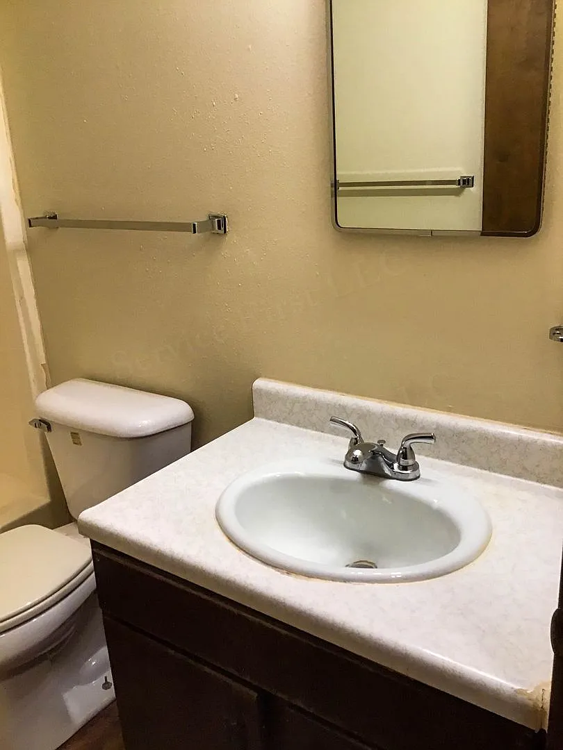 Edna Golden Homes — Photo 4