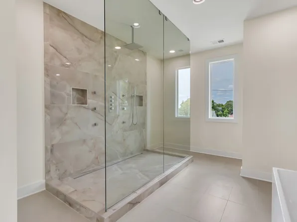 2430 Batavia St, Nashville, TN 37208