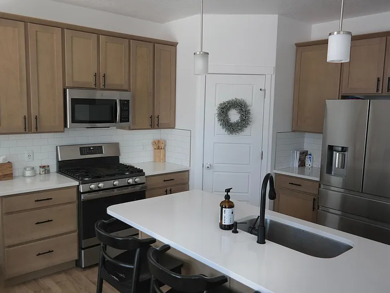 1088 S Lilac Way — Photo 12
