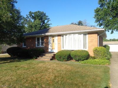 7308 Mayberry Dr, Parma, OH, 44130