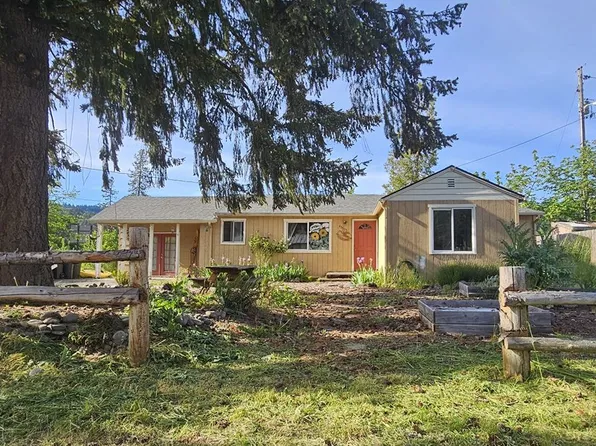 47705 Bain St, Oakridge, OR 97463