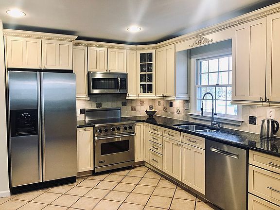 Country Kitchen