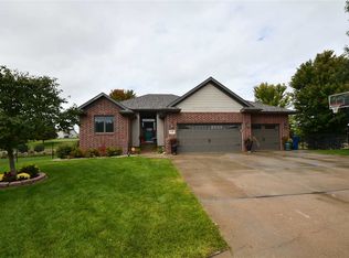 5108 Linden Drive Pl, Kearney, NE 68847