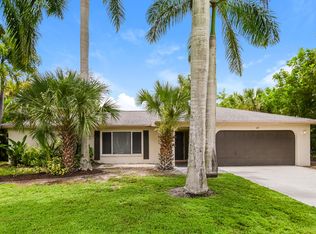 349 Bay Meadows Dr, Naples, FL 34113