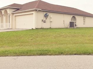 641 Madrid Dr, Kissimmee, FL 34758