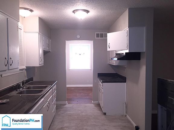 3rd image of 2860 Baskin St #Streetq1