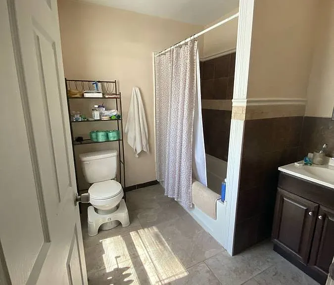 422 Pine St #1 — Photo 4