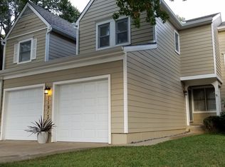 11913 Centennial Dr, Overland Park, KS 66213