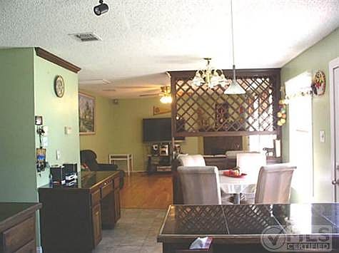 2nd image of 4515 Wedgewood Dr
