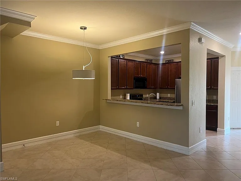 10300 Via Colomba Cir — Photo 8