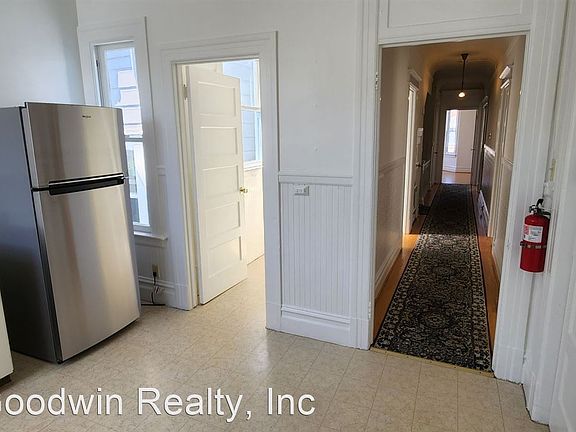 4th image of 3533 24th St #3533