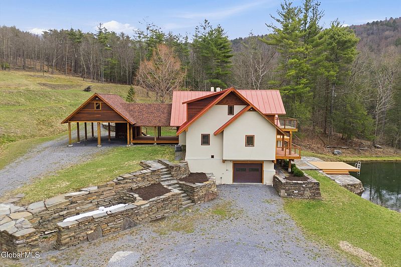 2nd image of 165 Vaughn Hill Road