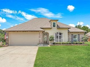 23768 Goose Point Dr, Ponchatoula, LA 70454