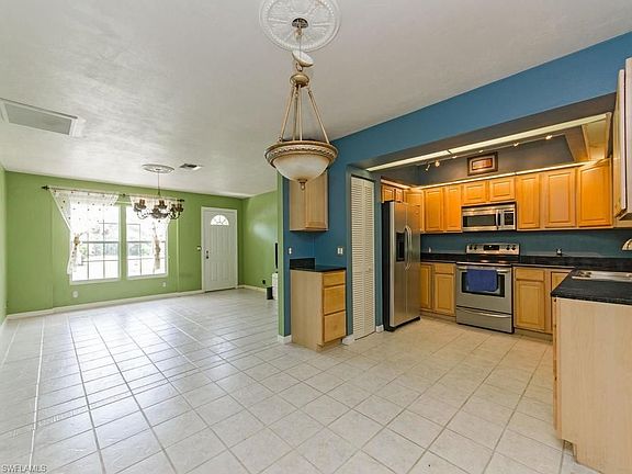5th image of 5981 Dogwood Way