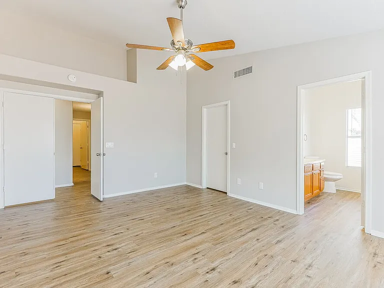 4262 E Alder Ave — Photo 9