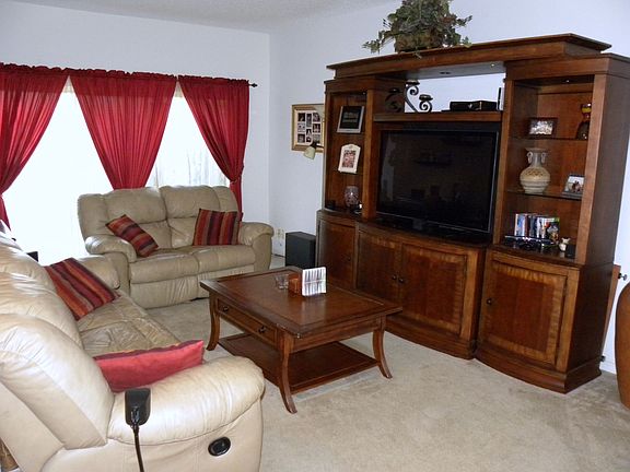 Living room 2
