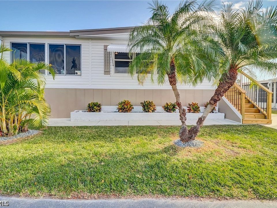 1st image of 227 Tangerine Dr