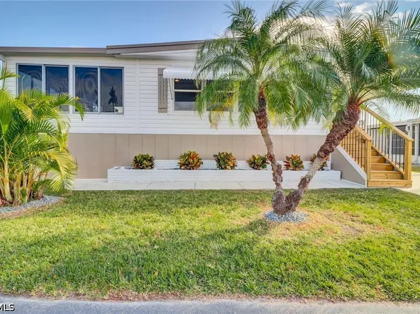 227 Tangerine Dr, Fort Myers, FL 33905