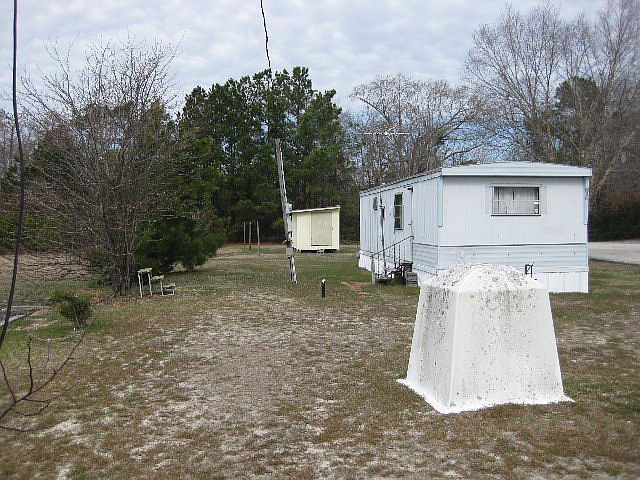 2nd image of 15811 Us Highway 17