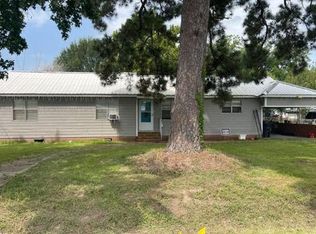 307 Orange Ave, Lake Arthur, LA 70549