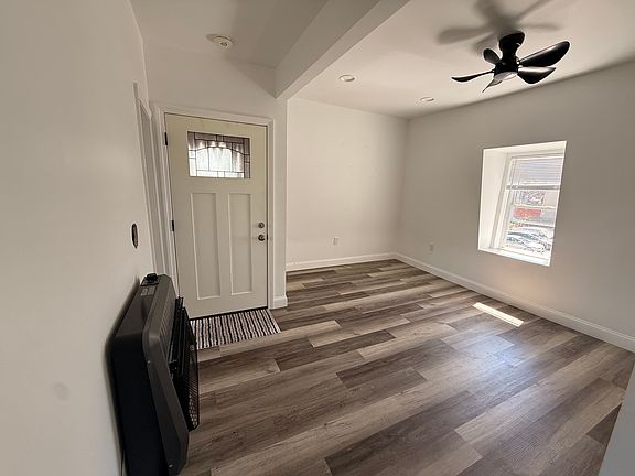 4th image of 658 3rd St #2