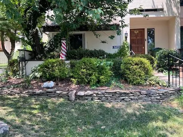 4440 Roland Spring Dr, Baltimore, MD 21210