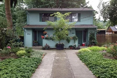 264 3rd Ave NE Photo 1 264 3rd Ave NE Photo 1