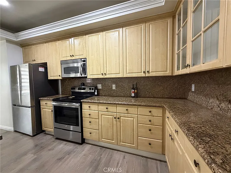 4477 Wilshire Blvd #104 — Photo 1