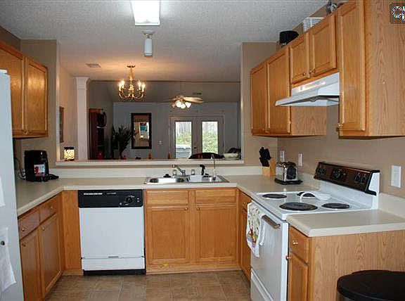 5th image of 110 Haynesworth Pl