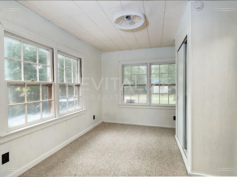 2121 Barron Pl — Photo 27