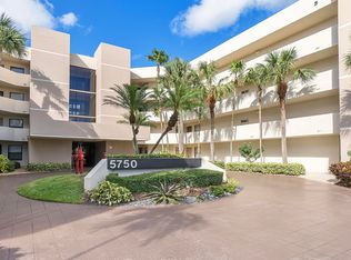 5750 Camino Del Sol APT 405, Boca Raton, FL 33433