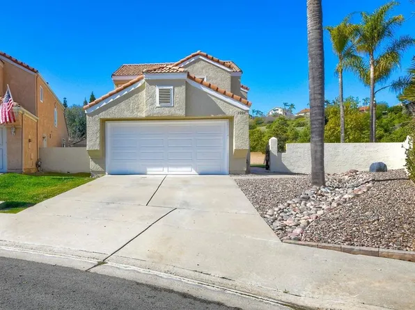 1206 Woodhaven Dr, Oceanside, CA 92056