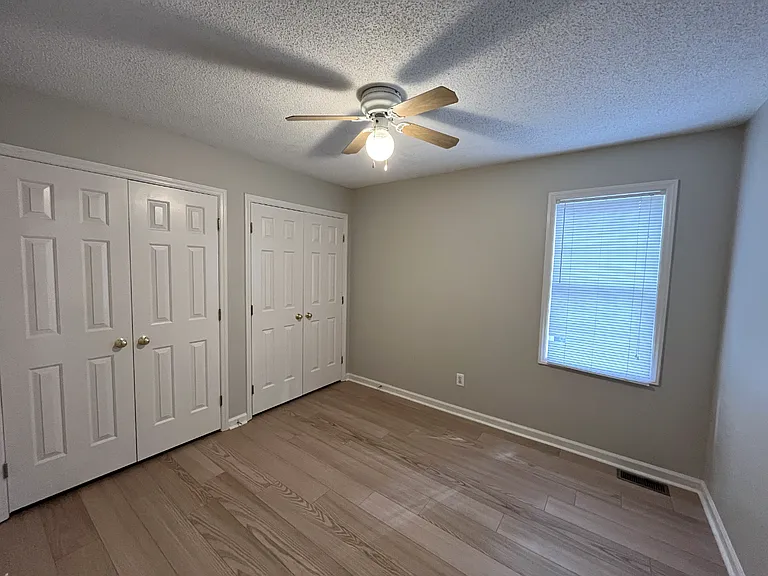2637 Sierra Dr — Photo 11