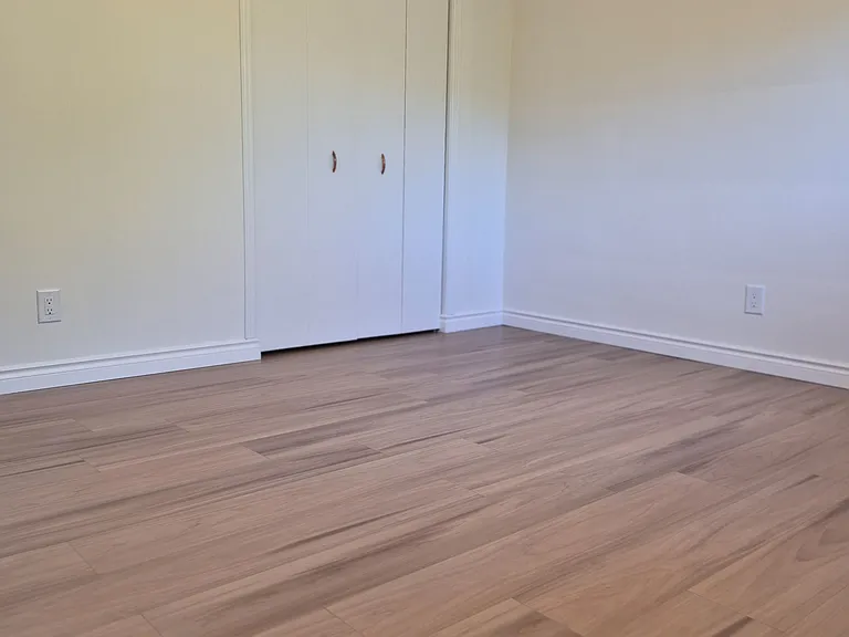 70 Southdale Dr — Photo 9