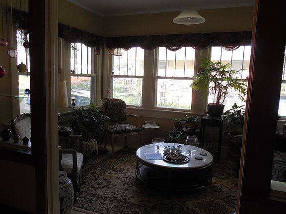 5th image of 709 E Eldora Ave