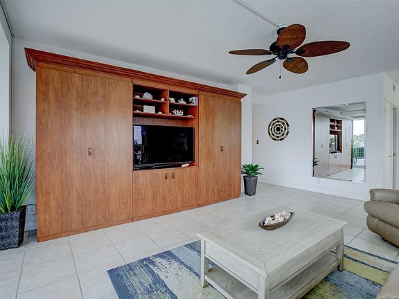 4th image of 3100 NE 28th Street #201