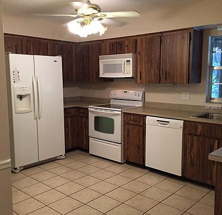 4th image of 1831 Kooter Ln