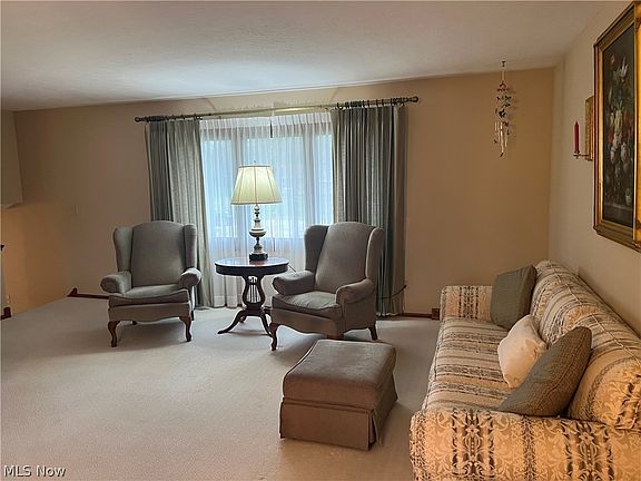 5th image of 9912 Hawley Dr